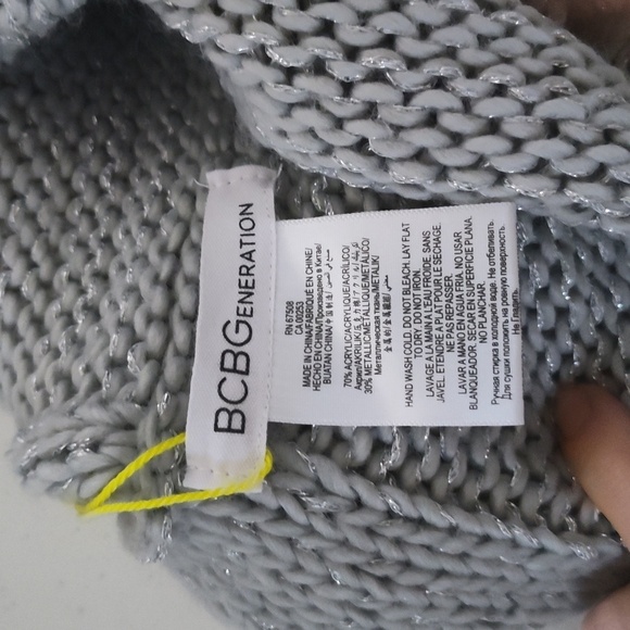 BCBGeneration Grey Mist Metallic Chunky Knit Infinity Loop Scarf - Picture 6 of 7
